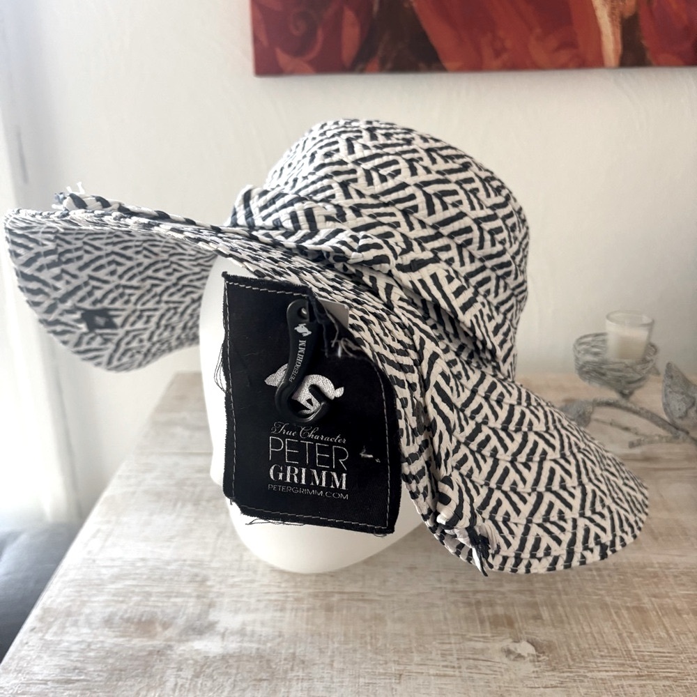 Peter Grimm Wide Brim Navy Kelly Floppy Sunhat New with Tags - Picture 2 of 14